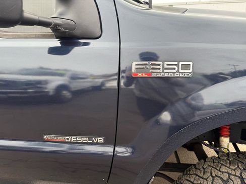 Used 2003 Ford F350 4x4 Regular Cab Super Duty image 26