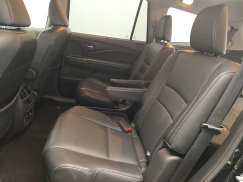 Used 2017 Honda Pilot Elite image 18