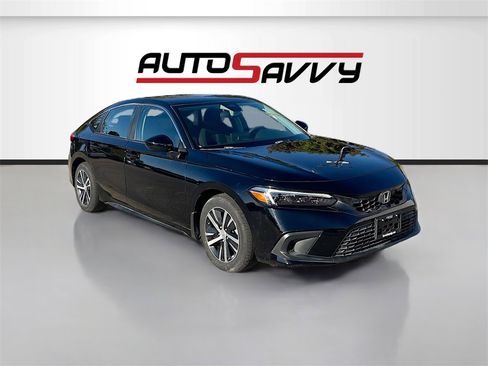 Used 2023 Honda Civic LX image 1