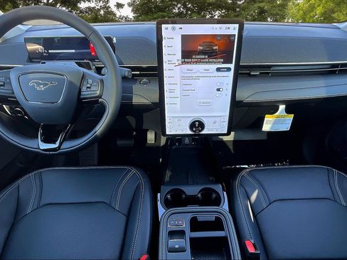 New 2025 Ford Mustang Mach-E Premium image 5