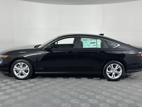 New 2025 Honda Accord LX image 7
