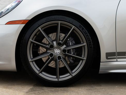 Used 2023 Porsche 911 Carrera T image 28