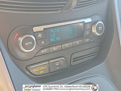 Used 2016 Ford Escape SE w/ Equipment Group 201A AWD/4WD image 13