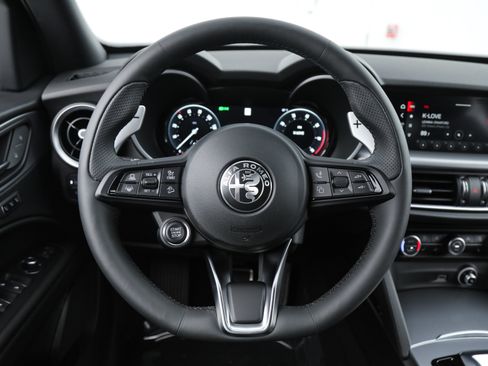 New 2026 Alfa Romeo Stelvio Sprint w/ Convenience Package AWD/4WD image 16