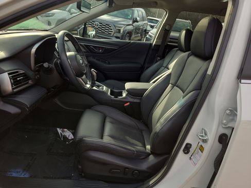 Used 2022 Subaru Outback Limited image 17