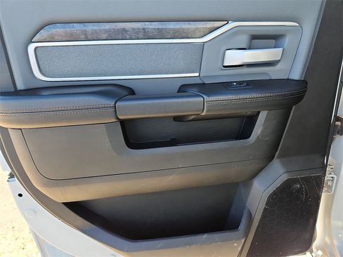 Used 2020 RAM 3500 Big Horn image 20