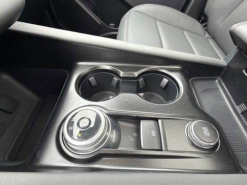 New 2026 Ford Explorer Active w/ Active Comfort Package image 24