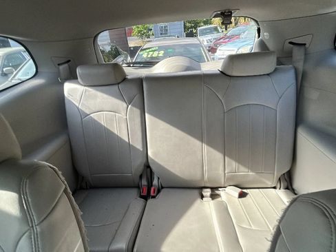 Used 2012 Buick Enclave Leather FWD image 5