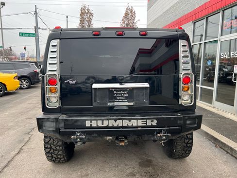Used 2005 HUMMER H2 w/ Preferred Equipment Group image 6