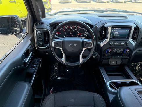 Used 2021 Chevrolet Silverado 1500 LT Trail Boss w/ Bed Protection Package image 15