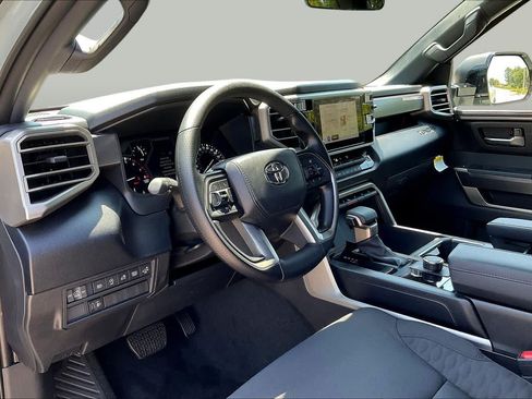 Used 2026 Toyota Tundra SR5 w/ SR5 Convenience Package RWD image 17