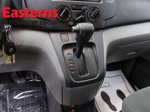 Used 2020 Nissan NV200 SV FWD image 12