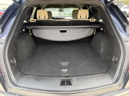 Used 2018 Cadillac XT5 FWD image 7