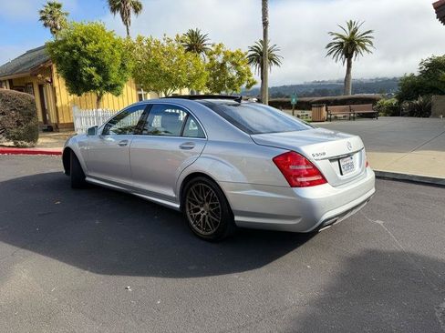 Used 2010 Mercedes-Benz S 550 image 4