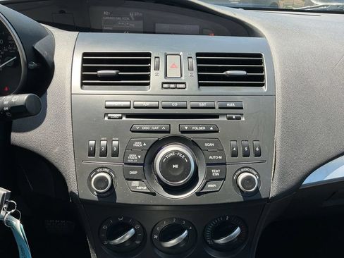 Used 2012 MAZDA MAZDA3 i Grand Touring w/ Tech Pkg FWD image 30
