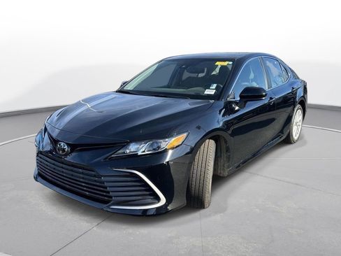Certified 2023 Toyota Camry LE image 2