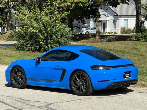 Certified 2023 Porsche 718 Cayman image 3