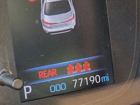 Used 2020 Toyota Corolla LE FWD image 9