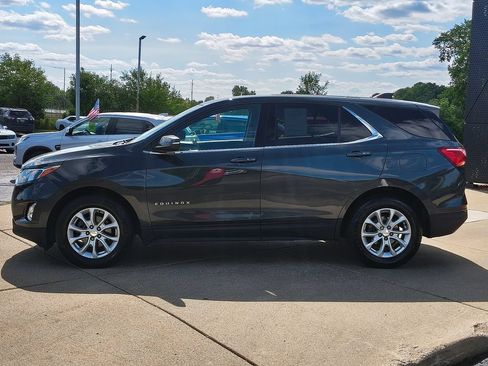 Used 2019 Chevrolet Equinox LT w/ Driver Convenience Package FWD image 18