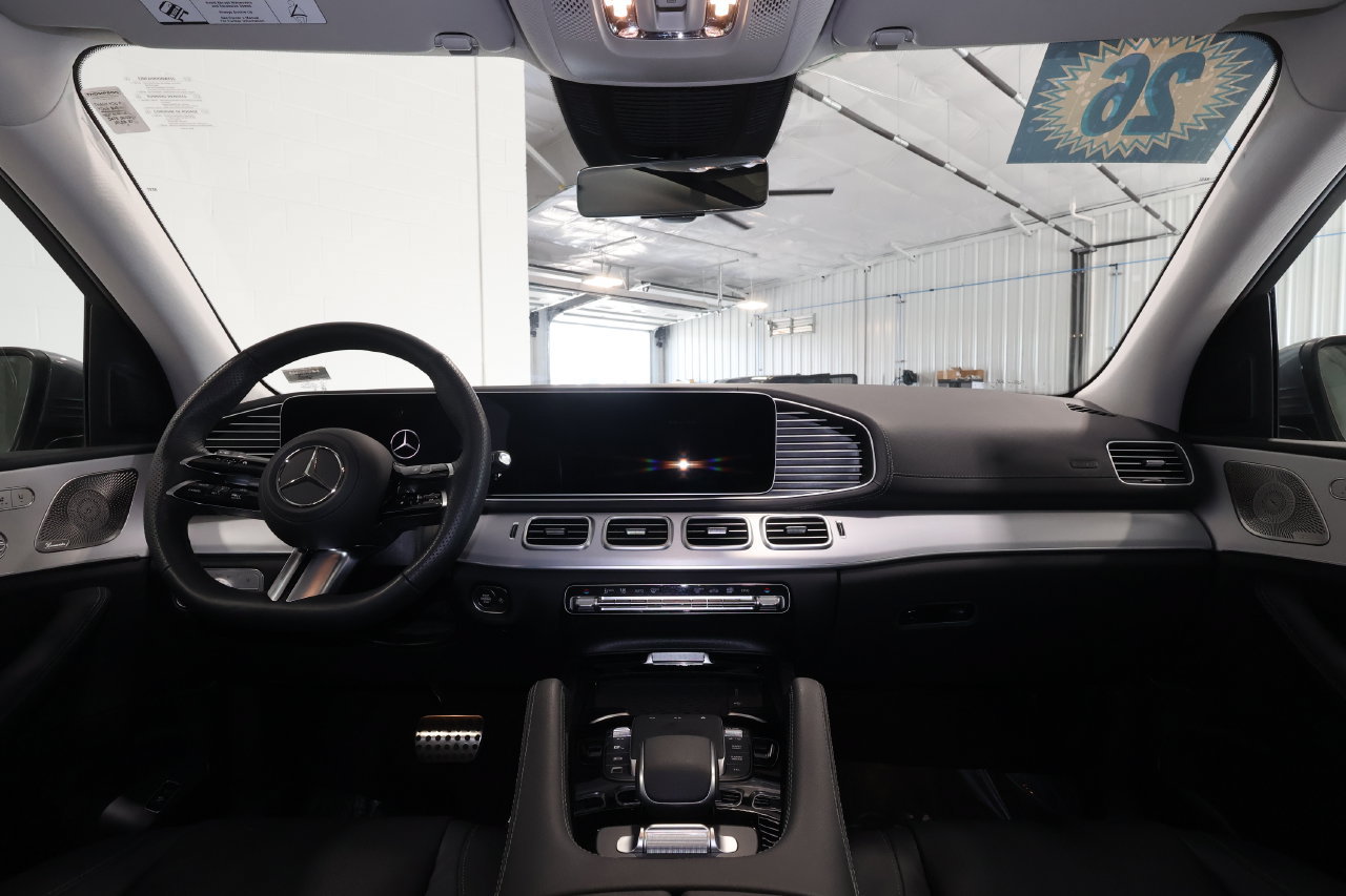 Used 2026 Mercedes-Benz GLS 450 4MATIC image 30