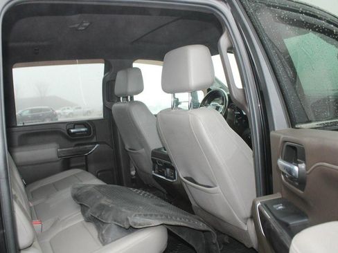 Used 2022 Chevrolet Silverado 3500 LTZ w/ LTZ Plus Package image 12