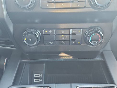 Used 2020 Ford F150 XLT w/ Equipment Group 301A Mid AWD/4WD image 21
