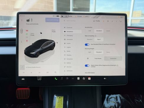 Used 2024 Tesla Model 3 Performance AWD/4WD image 19
