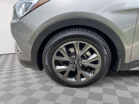 Used 2017 Hyundai Santa Fe Sport AWD/4WD image 29