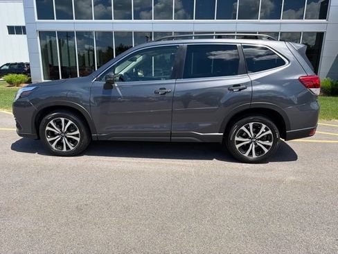 Certified 2023 Subaru Forester Limited AWD/4WD image 8