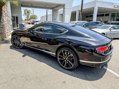 Used 2020 Bentley Continental GT V8 AWD/4WD image 4