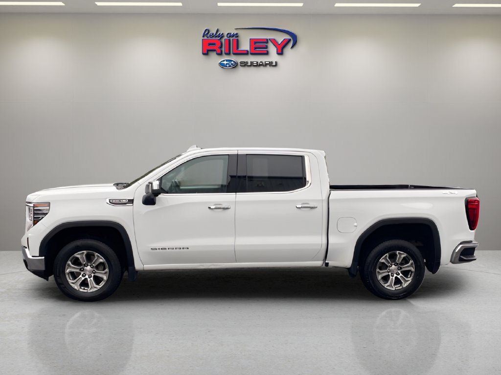 Used 2025 GMC Sierra 1500 SLT AWD/4WD image 4