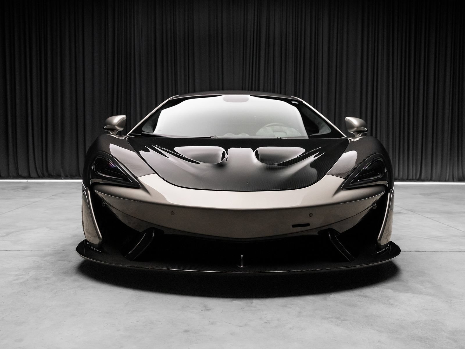 Used 2017 McLaren 570S Coupe RWD image 21