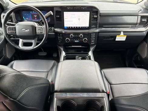 Used 2024 Ford F250 Lariat image 12