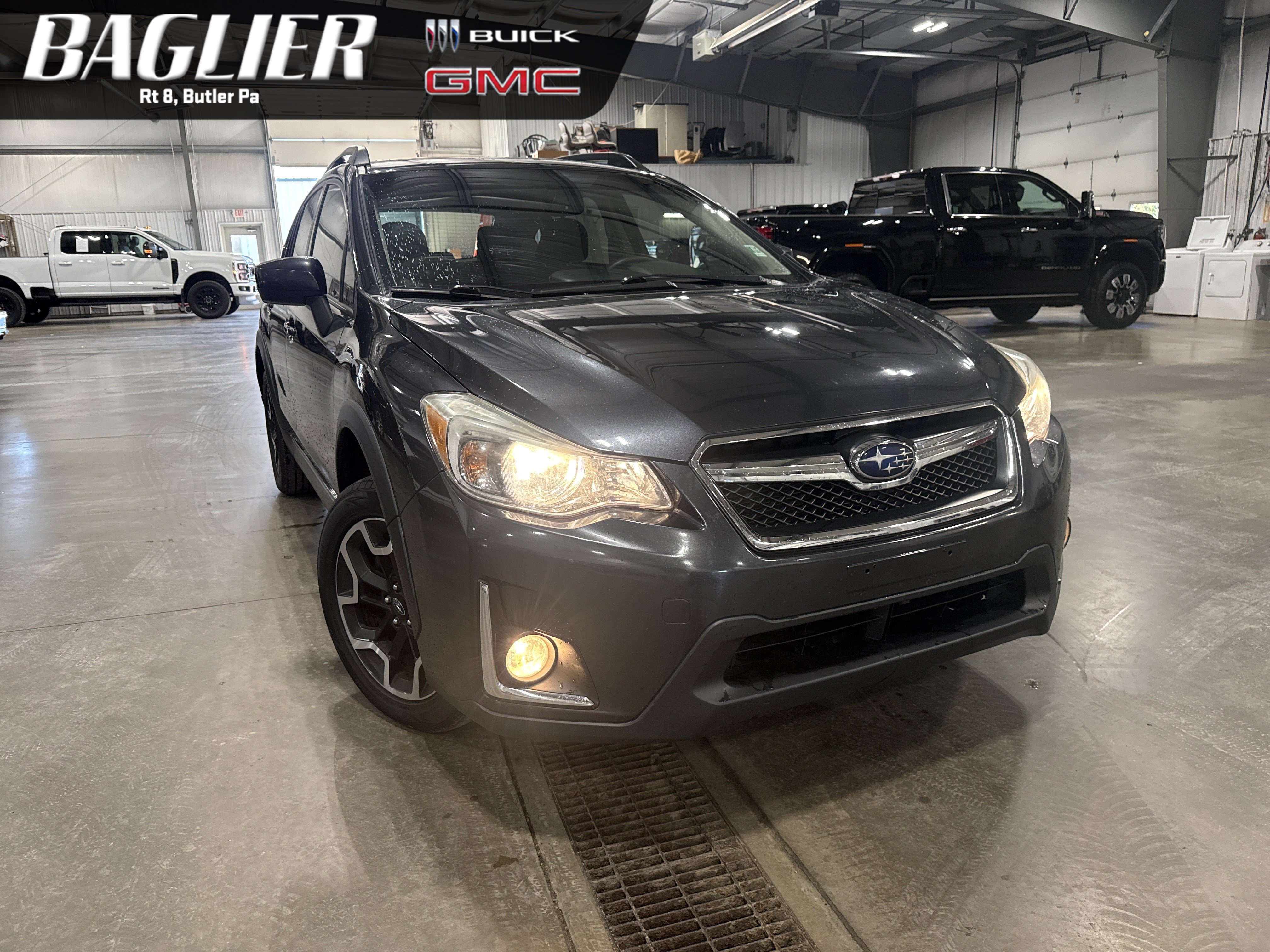 Used 2016 Subaru Crosstrek 2.0i Premium AWD/4WD image 1