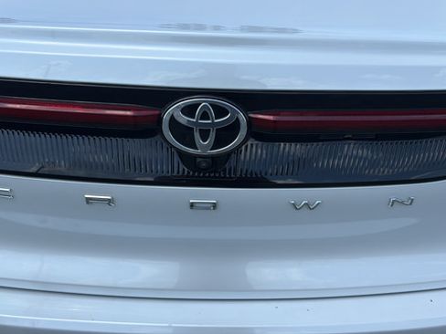 Used 2023 Toyota Crown AWD/4WD image 30