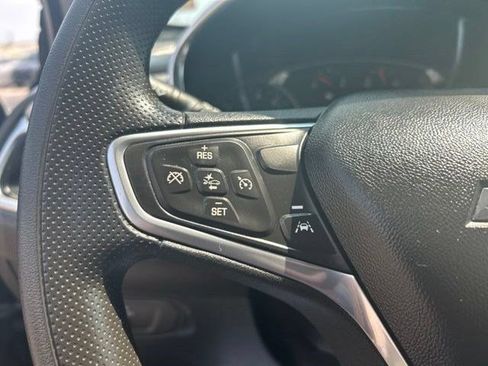 Used 2022 Chevrolet Equinox LT FWD image 17