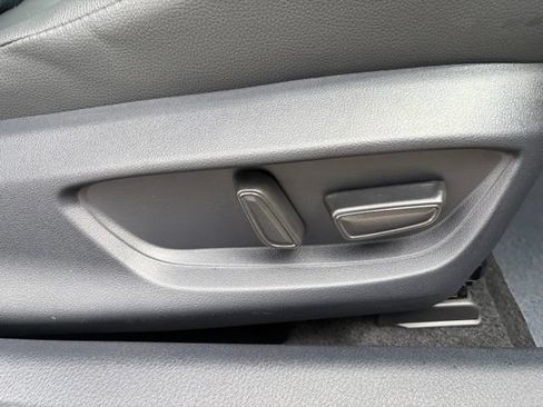Used 2025 Toyota Camry XSE FWD image 40