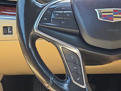Used 2019 Cadillac XT5 Luxury FWD image 21