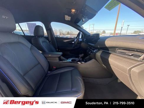 Certified 2025 Buick Envista Sport Touring w/ Convenience I Package image 31