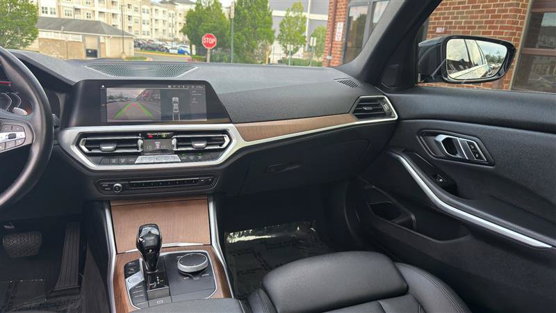 Used 2019 BMW 330i xDrive Sedan w/ Driving Assistance Package AWD/4WD image 26