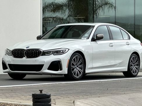 Used 2020 BMW M340i w/ Parking Assistance Package RWD image 7