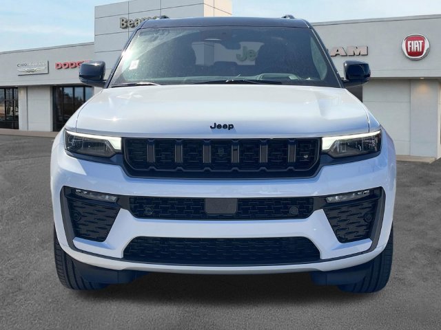 New 2027 Jeep Grand Cherokee Summit AWD/4WD image 2