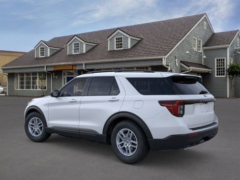 New 2026 Ford Explorer Active RWD image 4