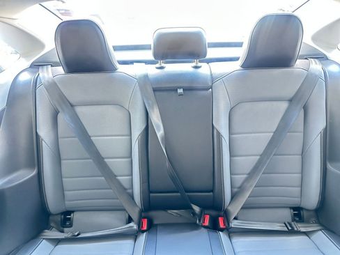 Used 2025 Volkswagen Jetta SE image 39