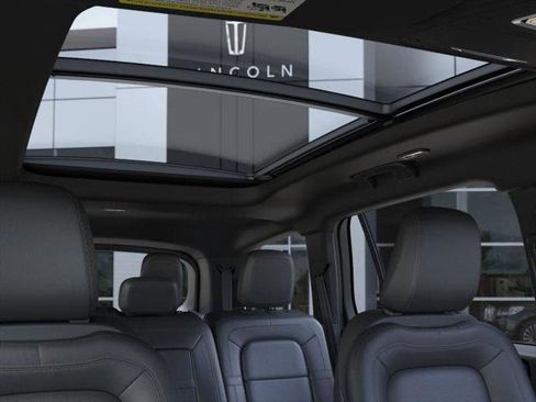 New 2026 Lincoln Aviator Reserve image 22