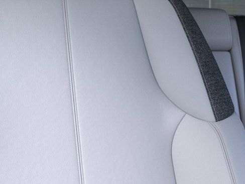 New 2026 Cadillac Optiq Luxury 1 RWD image 21