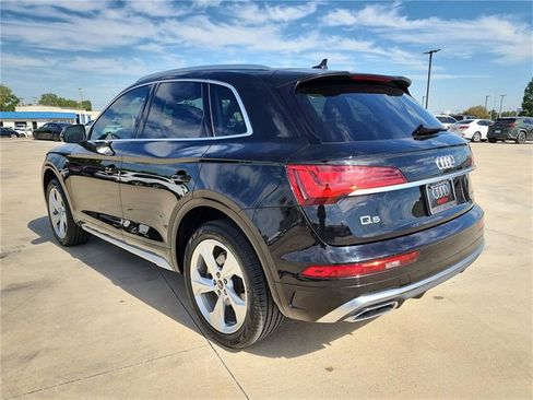 Certified 2025 Audi Q5 2.0T Premium Plus w/ Premium Plus Package image 5