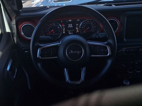 Used 2019 Jeep Wrangler Unlimited Rubicon image 13