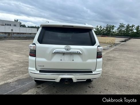 Used 2022 Toyota 4Runner Limited AWD/4WD image 4