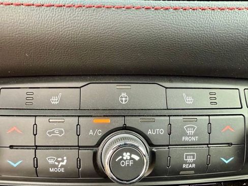 Used 2024 Dodge Durango GT w/ Trailer Tow Group IV image 24